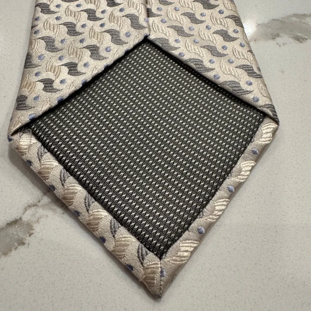 Paul Dione Mens Silk Tie Geometric Wave Polka Dot Champagne Silver Grey Handmade